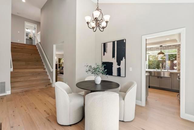 6430 LA VANCO CT, Carlsbad, CA 92009