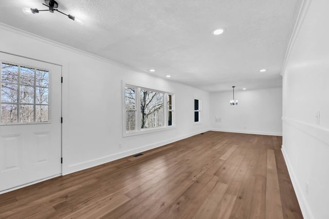 4840 Tarsus Rd, Palmyra, TN 37142