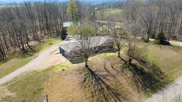4840 Tarsus Rd, Palmyra, TN 37142