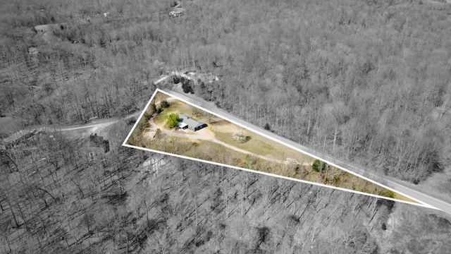 4840 Tarsus Rd, Palmyra, TN 37142