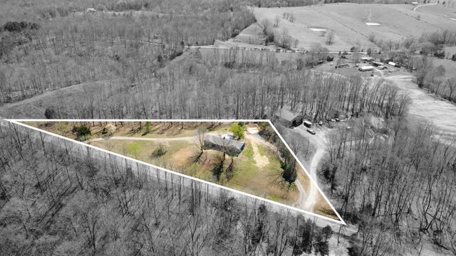 4840 Tarsus Rd, Palmyra, TN 37142