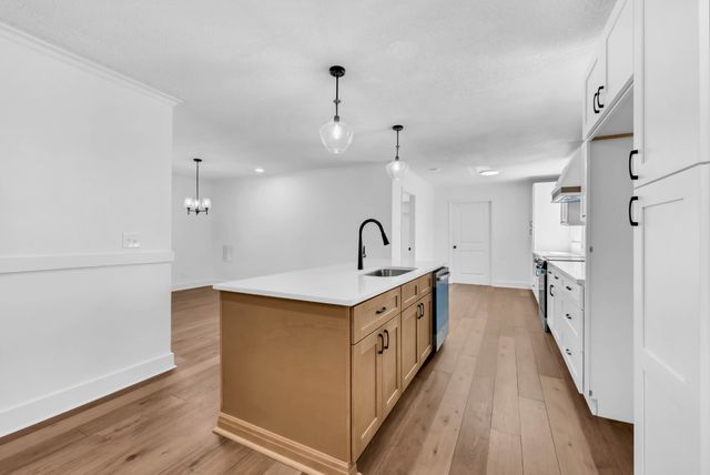 4840 Tarsus Rd, Palmyra, TN 37142