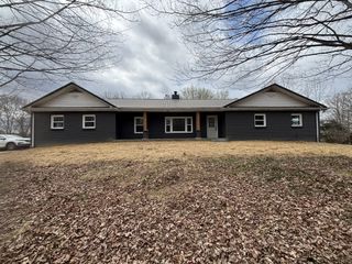 4840 Tarsus Rd, Palmyra, TN 37142