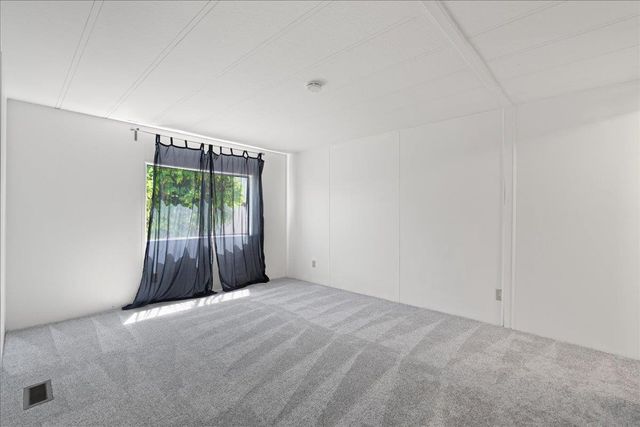 1075 Space Park Way 154, Mountain View, CA 94043