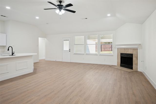 5632 Broken Gap Drive, Fort Worth, TX 76179