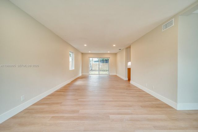 3230 Jasper Way, Miramar, FL 33025