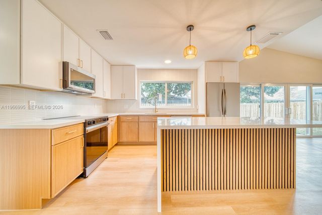 3230 Jasper Way, Miramar, FL 33025