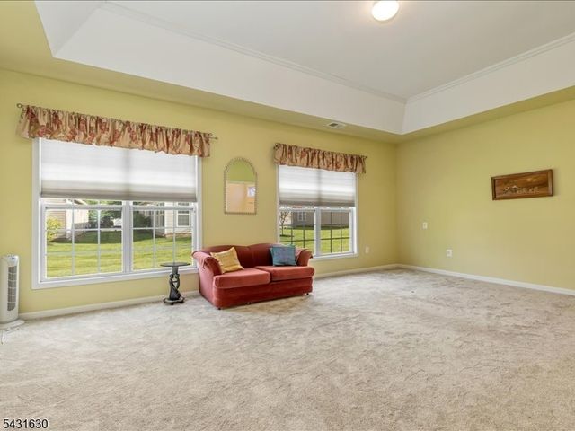 515 Crossfields Ln, Franklin Twp., NJ 08873