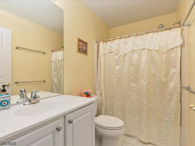 515 Crossfields Ln, Franklin Twp., NJ 08873