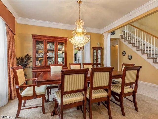 515 Crossfields Ln, Franklin Twp., NJ 08873