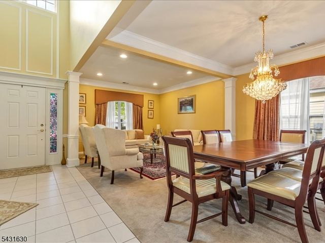 515 Crossfields Ln, Franklin Twp., NJ 08873