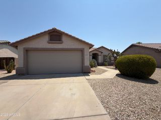 13223 W DESERT ROCK Drive, Surprise, AZ 85374