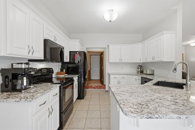 512 Harland Drive, Manhattan, KS 66503