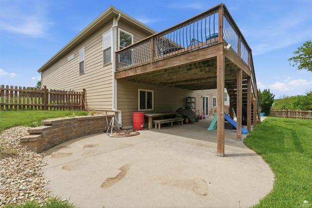512 Harland Drive, Manhattan, KS 66503