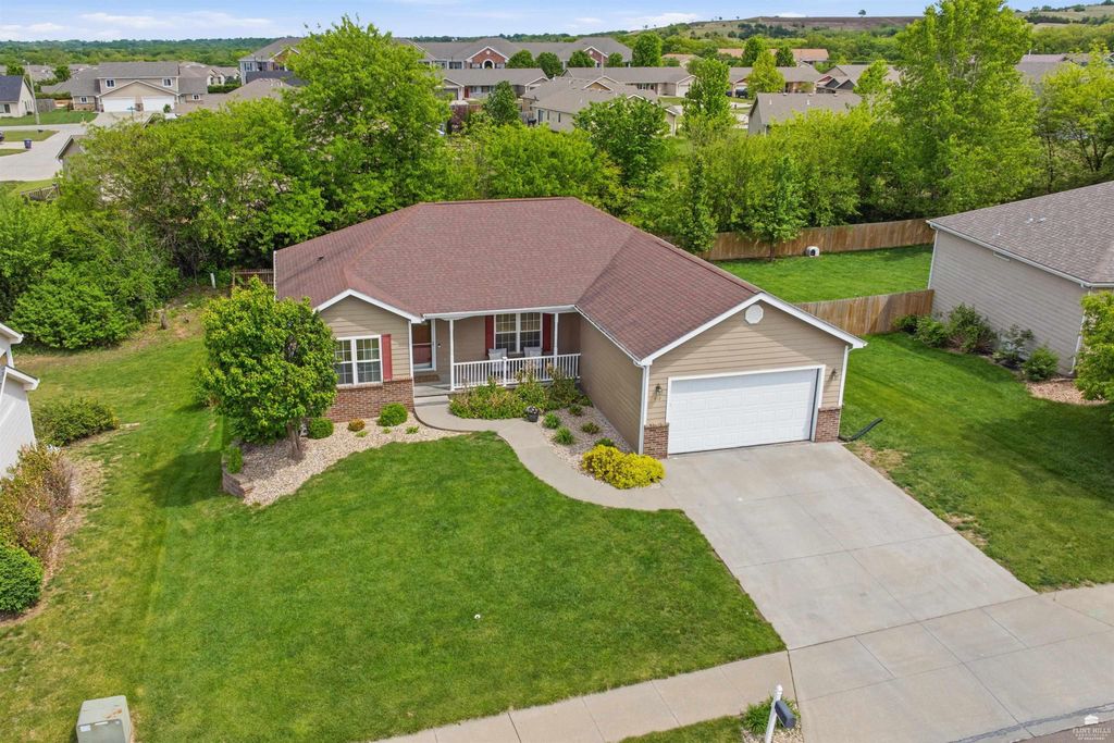 512 Harland Drive, Manhattan, KS 66503