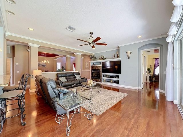 11352 OYSTER BAY CIR, New Port Richey, FL 34654