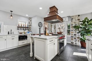 6380 CITY AVE, Philadelphia, PA 19151
