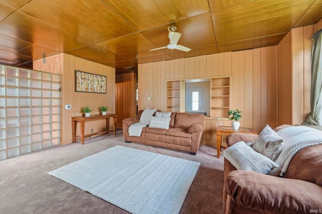 1928 Glenwood Avenue, Fort Wayne, IN 46805