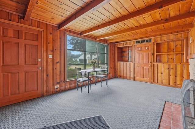 1928 Glenwood Avenue, Fort Wayne, IN 46805