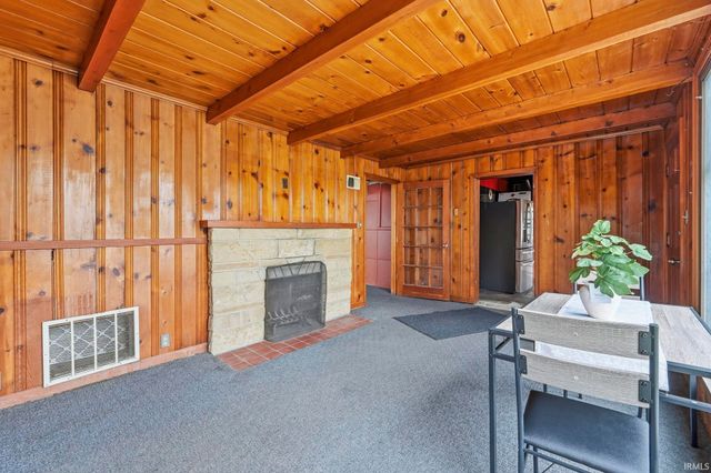 1928 Glenwood Avenue, Fort Wayne, IN 46805