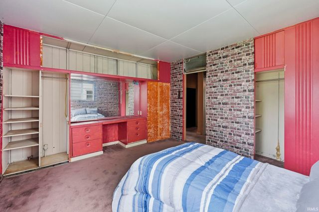 1928 Glenwood Avenue, Fort Wayne, IN 46805
