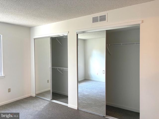 802 CHANTICLEER, Cherry Hill, NJ 08003