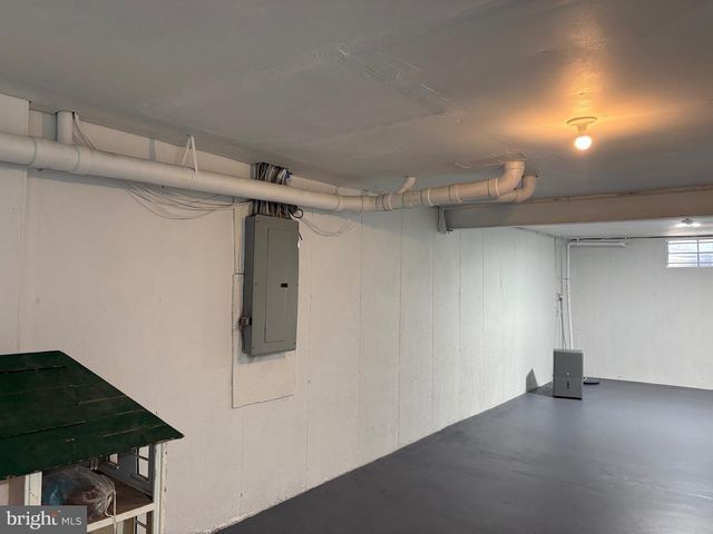 802 CHANTICLEER, Cherry Hill, NJ 08003