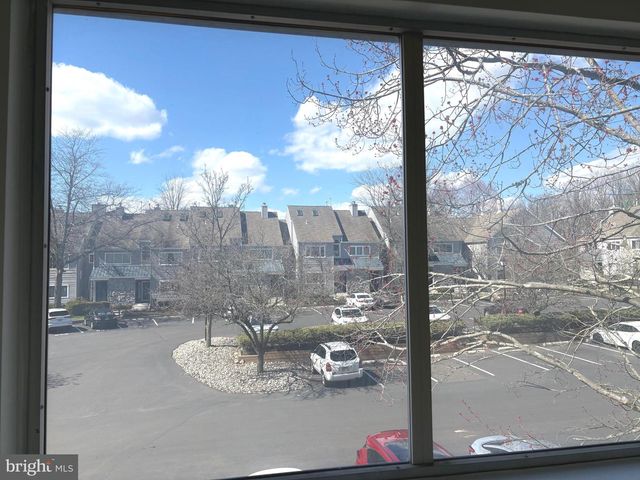 802 CHANTICLEER, Cherry Hill, NJ 08003