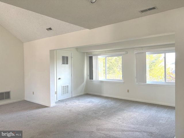 802 CHANTICLEER, Cherry Hill, NJ 08003