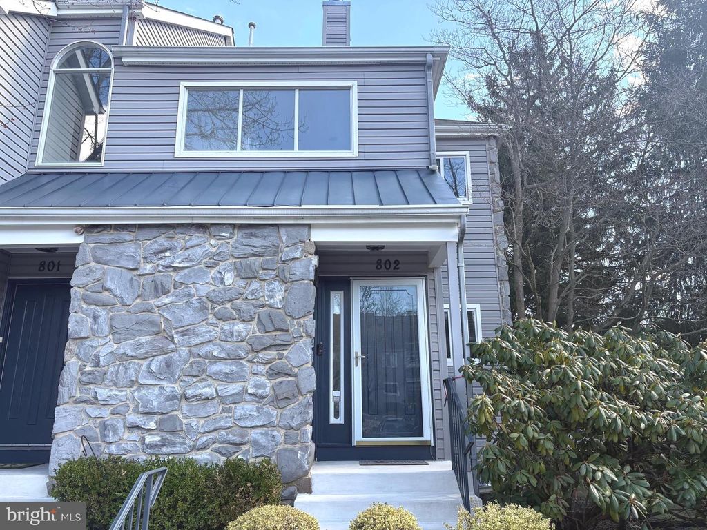 802 CHANTICLEER, Cherry Hill, NJ 08003