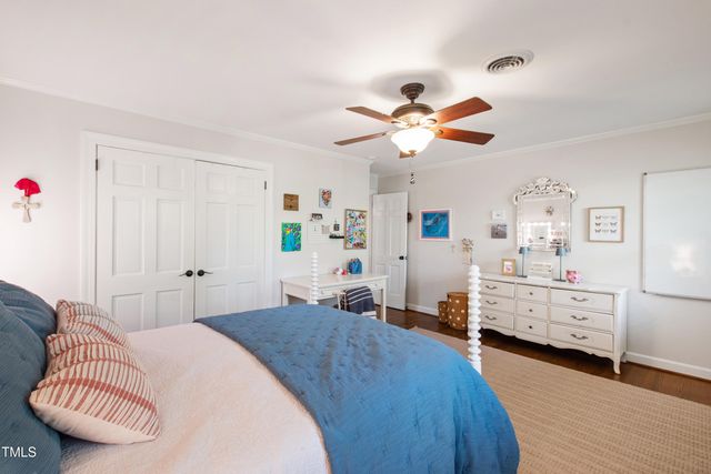 5624 Winthrop Drive, Raleigh, NC 27612