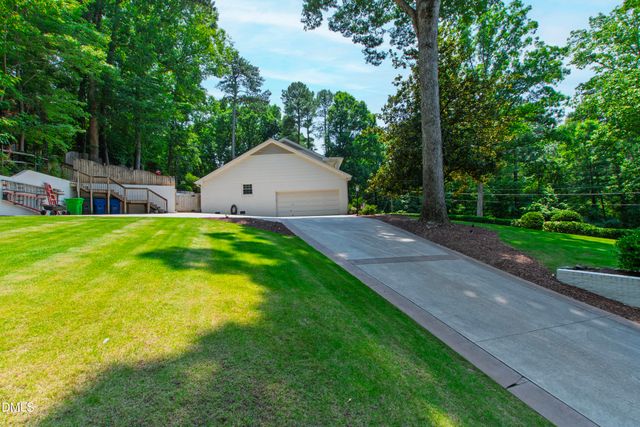 5624 Winthrop Drive, Raleigh, NC 27612
