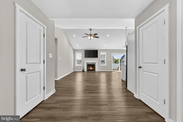 210 LAHAYE DR, Martinsburg, WV 25405