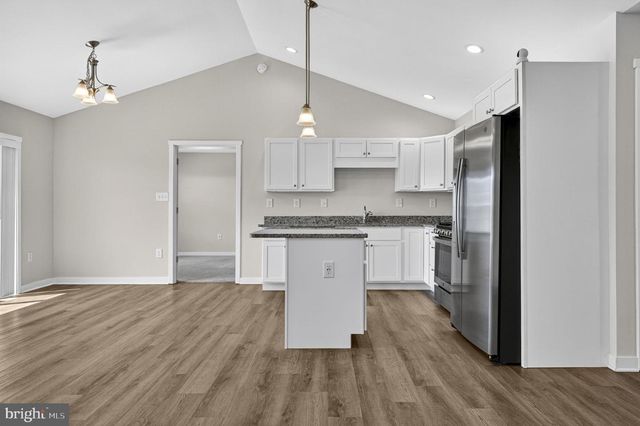 210 LAHAYE DR, Martinsburg, WV 25405