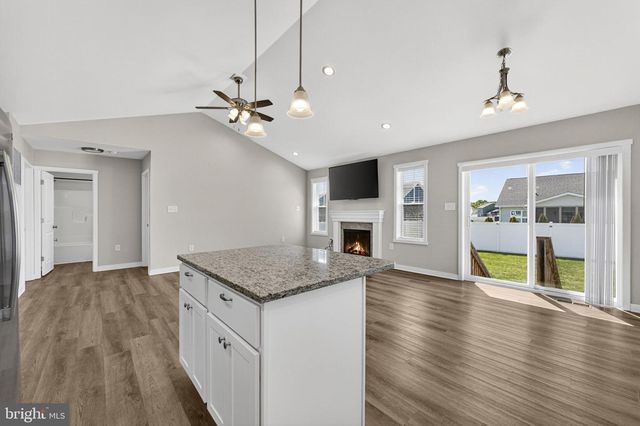 210 LAHAYE DR, Martinsburg, WV 25405