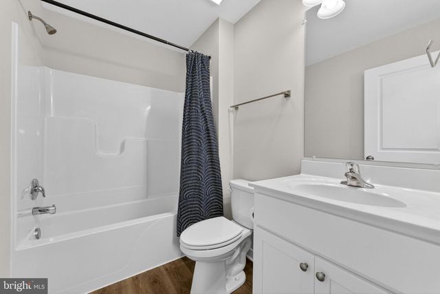210 LAHAYE DR, Martinsburg, WV 25405