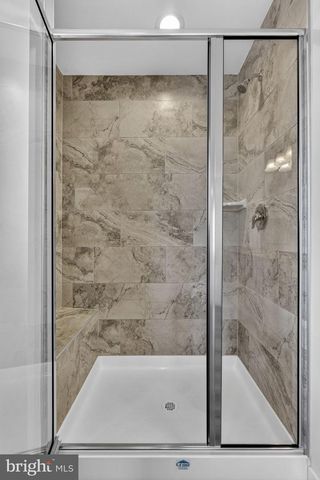 210 LAHAYE DR, Martinsburg, WV 25405