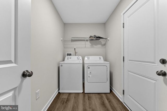 210 LAHAYE DR, Martinsburg, WV 25405