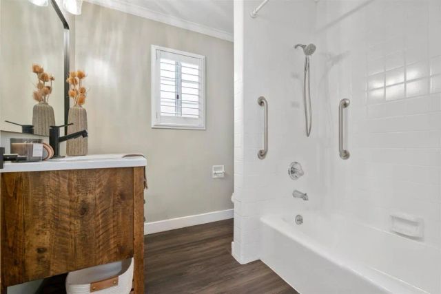 274 J Ave, Coronado, CA 92118