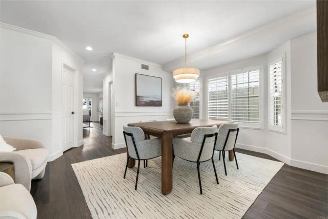 274 J Ave, Coronado, CA 92118