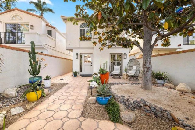 274 J Ave, Coronado, CA 92118