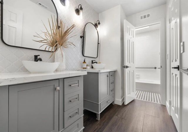 274 J Ave, Coronado, CA 92118