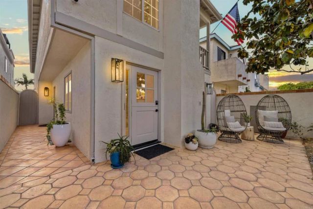 274 J Ave, Coronado, CA 92118