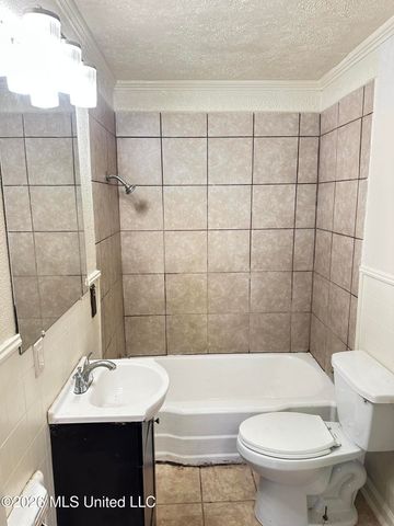 3679 Southland Drive, Jackson, MS 39212