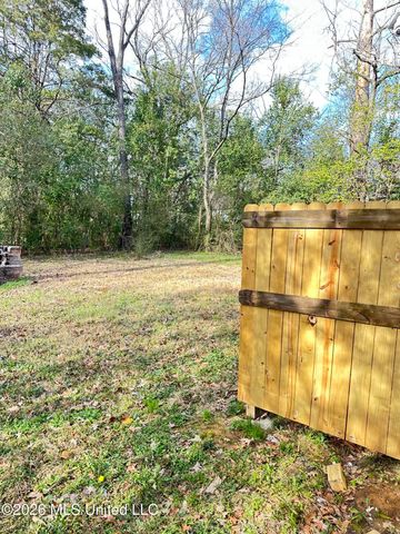 3679 Southland Drive, Jackson, MS 39212