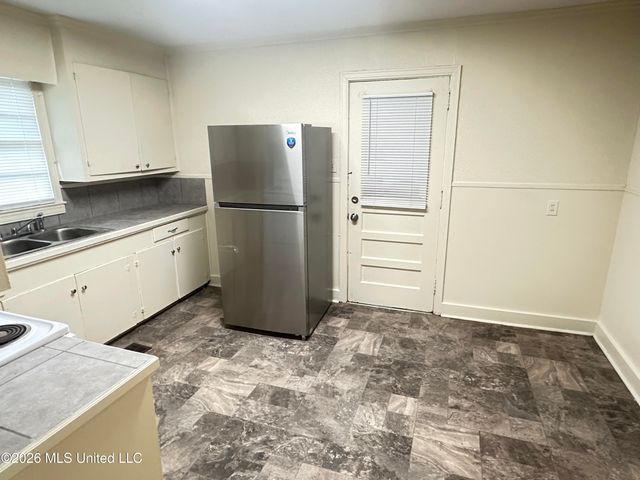 3679 Southland Drive, Jackson, MS 39212