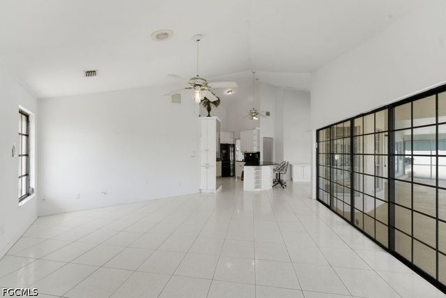 837 SW 2nd AVE, Cape Coral, FL 33991