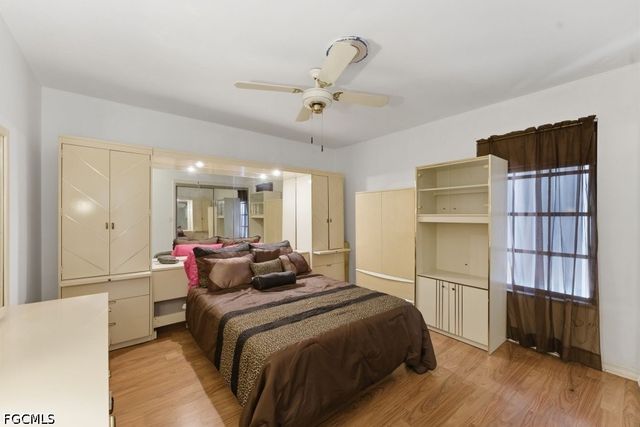 837 SW 2nd AVE, Cape Coral, FL 33991