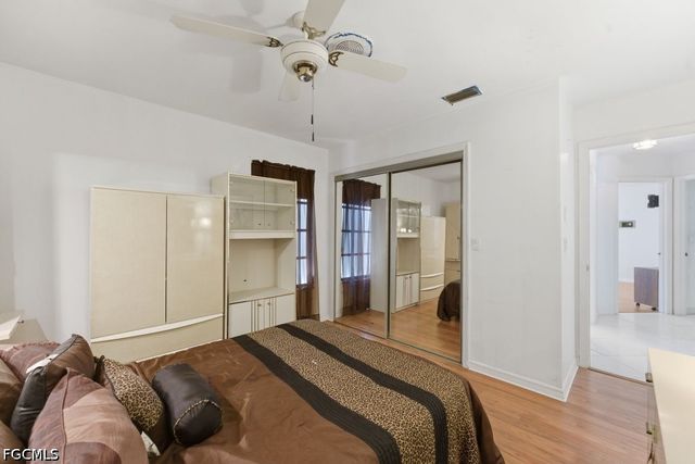 837 SW 2nd AVE, Cape Coral, FL 33991