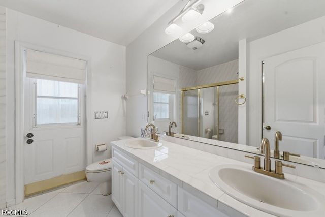 837 SW 2nd AVE, Cape Coral, FL 33991